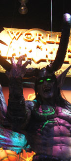 Illidan eat LIKE THIS!